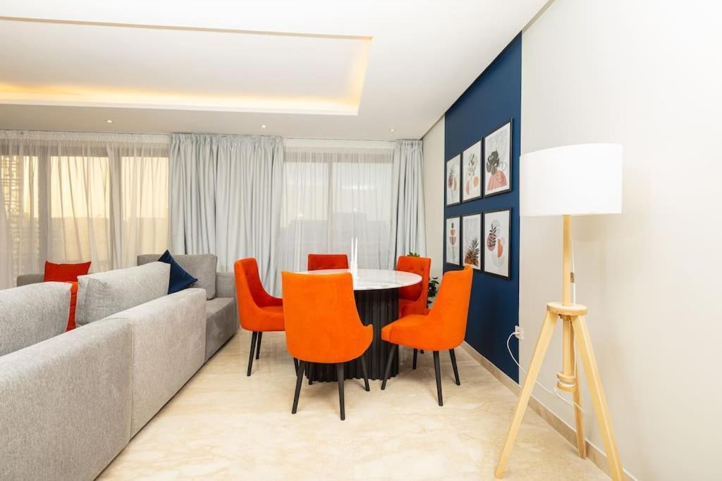 Modern 2Br Retreat In Marina Sale Luxury Living Apartment Hajja Екстериор снимка